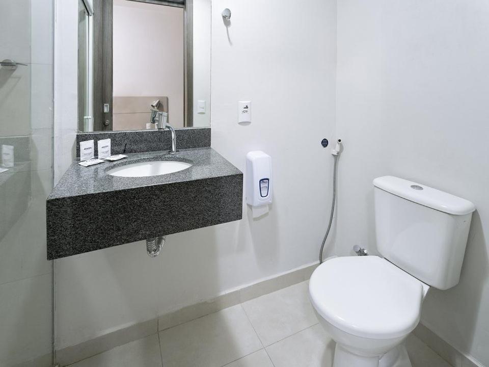 Hotel Valerim Itajai / Navegantes Buitenkant foto